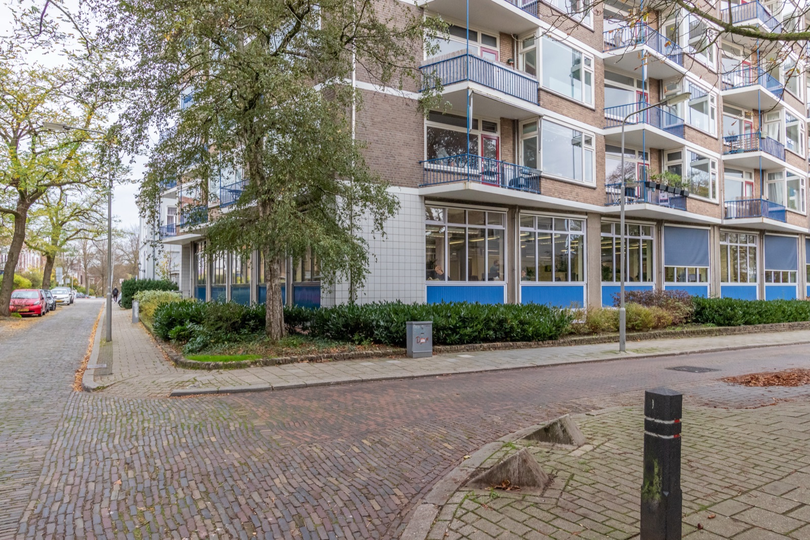 Huidige staat van het pand aan de Frombergdwarsstraat